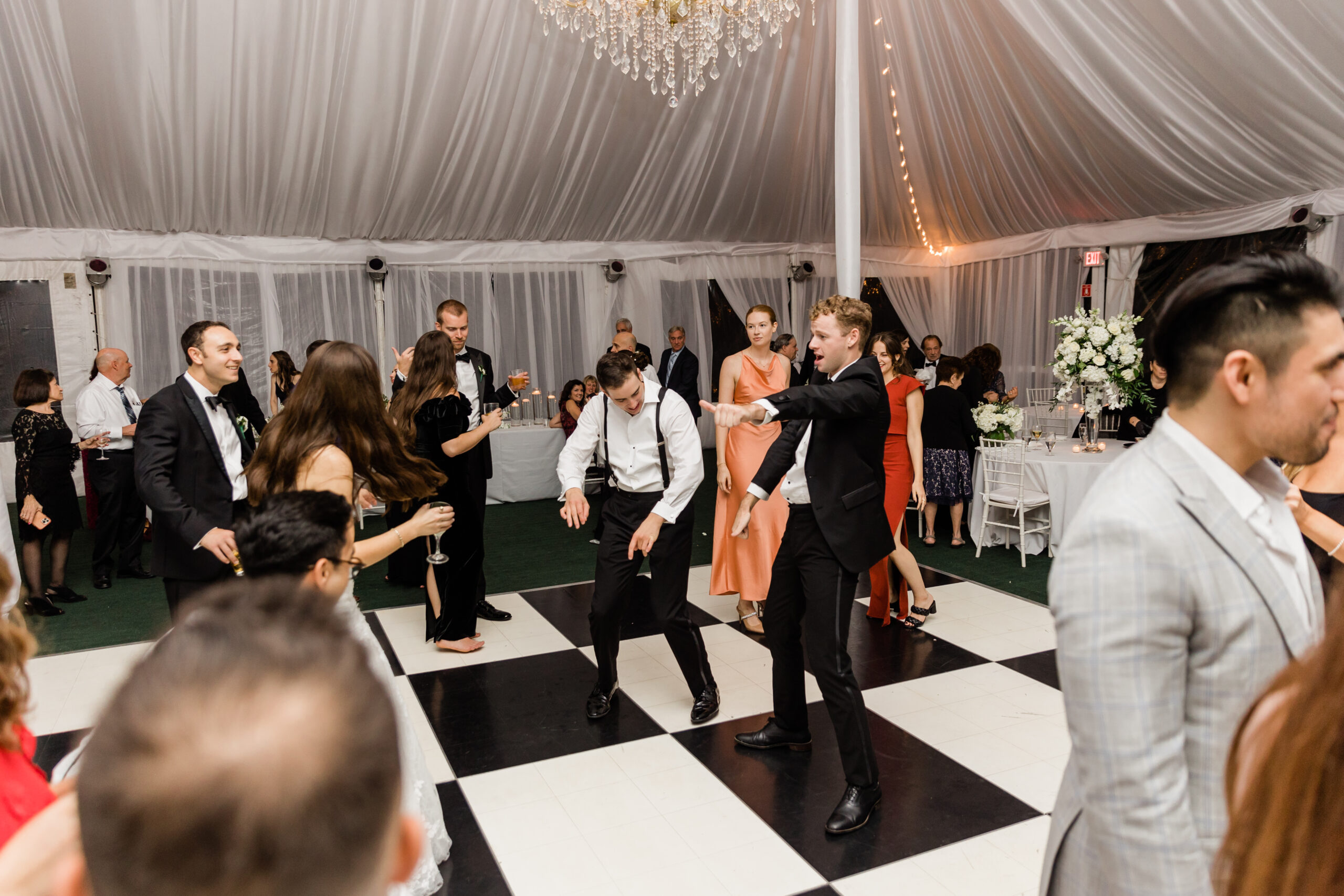 Wainwright House wedding guests dancing on dance floor
