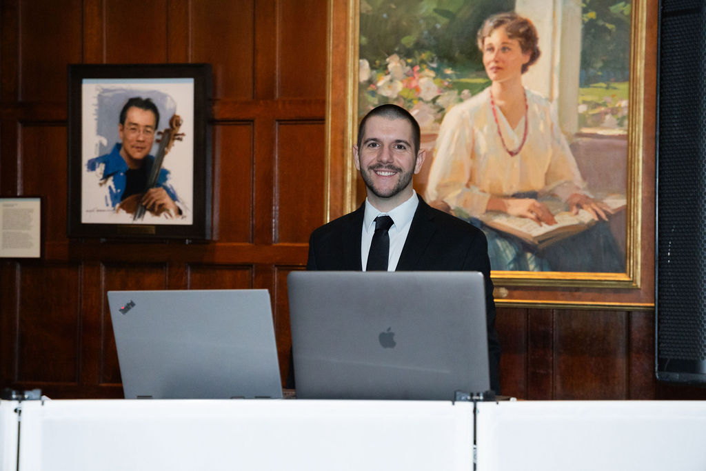 dj dan moran at nyc wedding reception