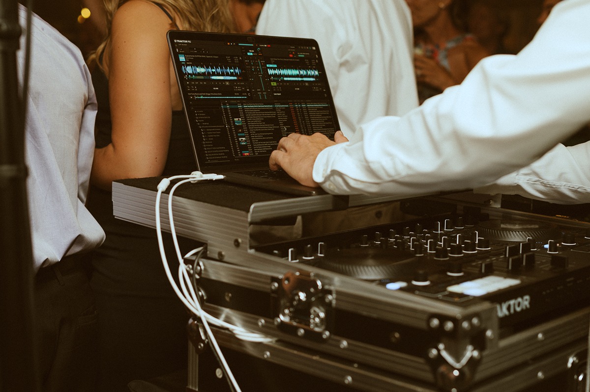 dj dan moran set up at wedding reception new hampshire
