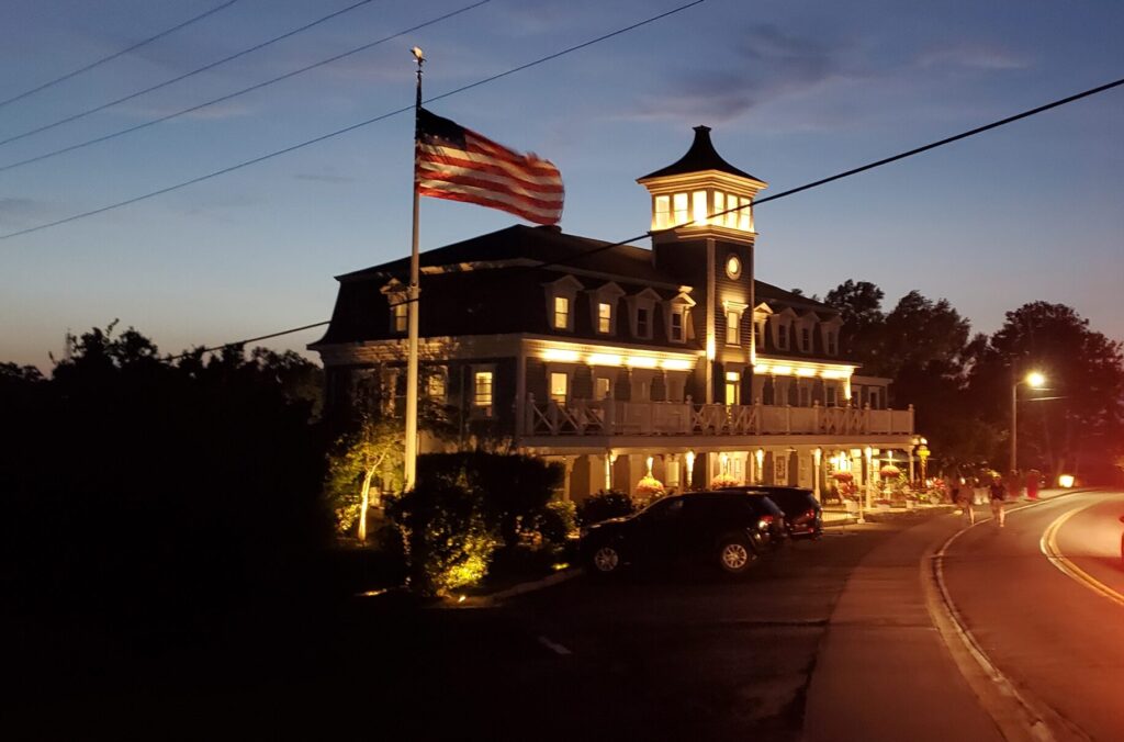 Picture of Hotel Manisses after wedding on Block Island